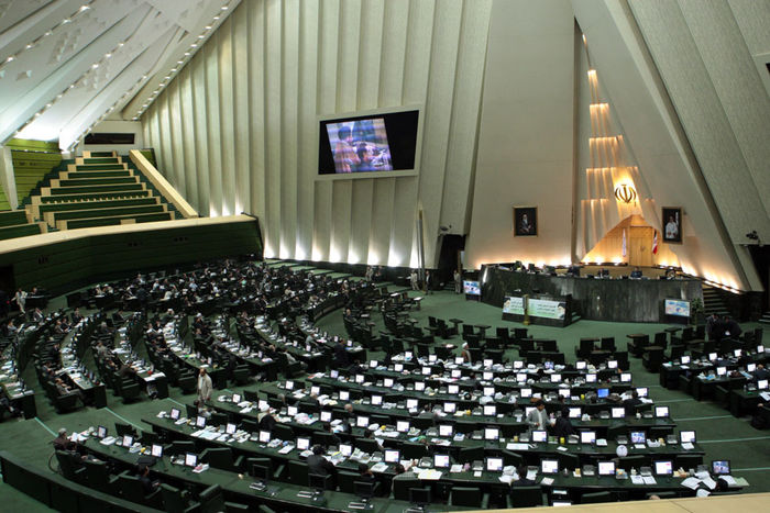 رقابت 115 نفر در حوزه های چهارگانه استان یزد رقابت 115 نفر در حوزه های چهارگانه استان یزد