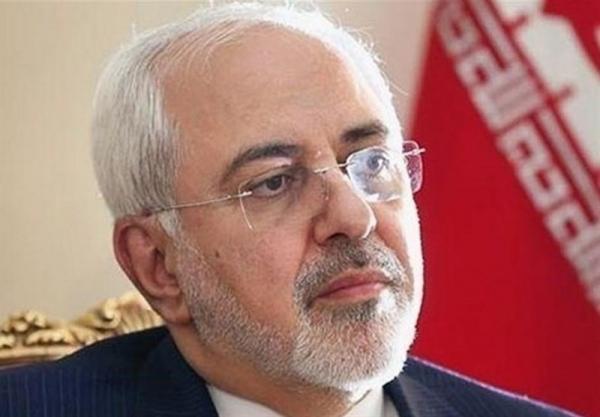 ظریف وارد باکو شد؛ آغوش باز ایران برای گفت وگو با همسایگان
